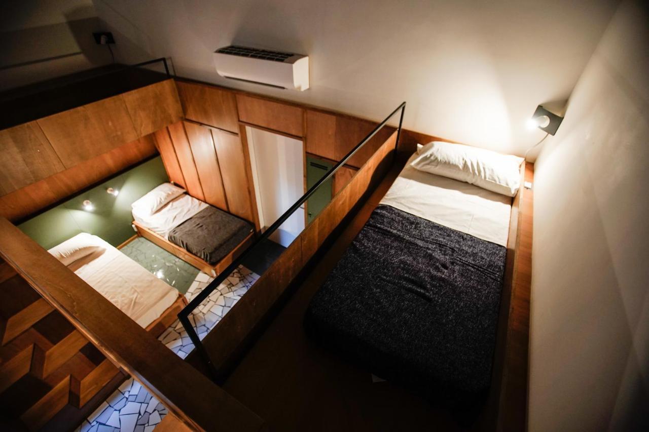 Bed 7-Bed Mixed Dormitory Room